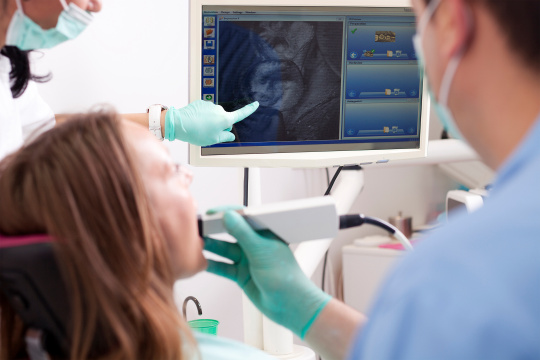 Les caméras IDS fournissent des données à des fins de diagnostic en médecine dentaire.