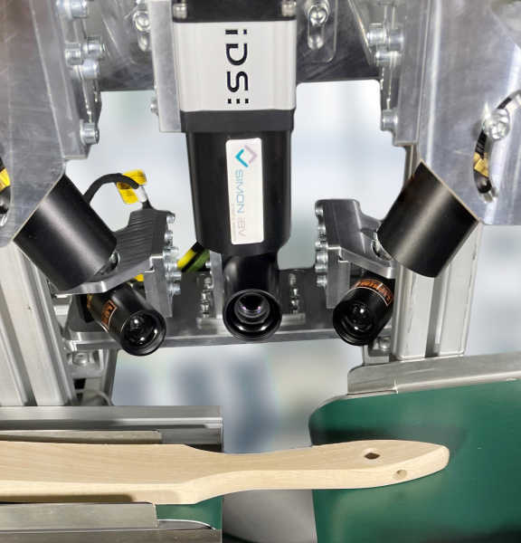 Contrôle entièrement automatique du corps en bois