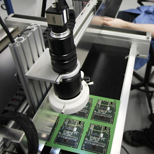Système d'inspection FAI XY Vision personnalisé avec USB 3 uEye