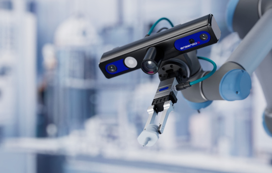 Caméra 3D Ensenso C sur un bras de robot