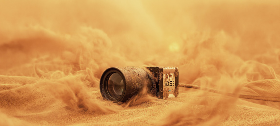 Caméra industrielle IDS dans le sable et la poussière