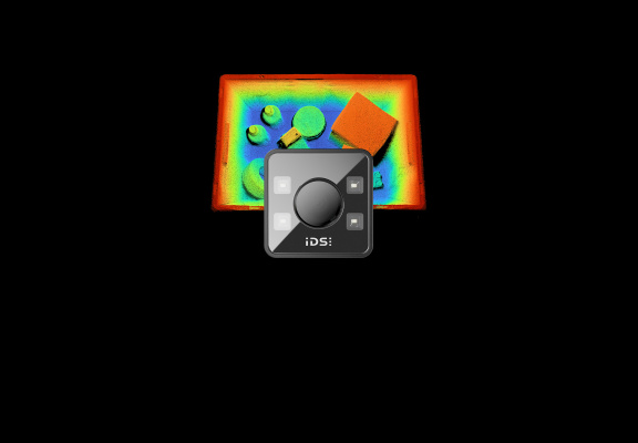 Caméra 3D-ToF devant une carte de profondeur colorée avec objets