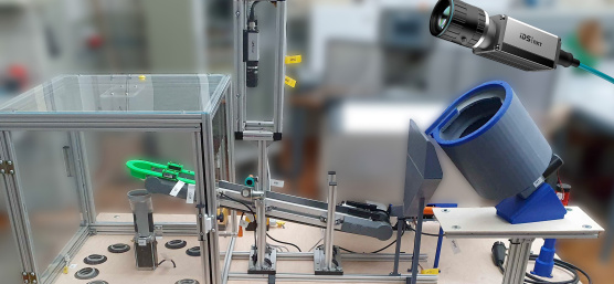 Montage expérimental d'une machine de tri de Lego avec caméra IDS IDS NXT