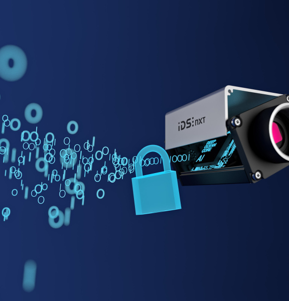 IDS NXT avec boîtier ouvert « KI », code et serrure à gauche à côté