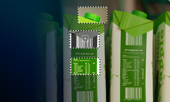 Des emballages de jus de pomme sont placés côte à côte et analysés simultanément à différents endroits.