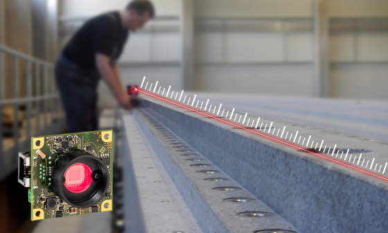Un appareil de mesure optique de la rectitude facilite la mesure assistée par caméra des composants dans la construction de machines et d'équipements.